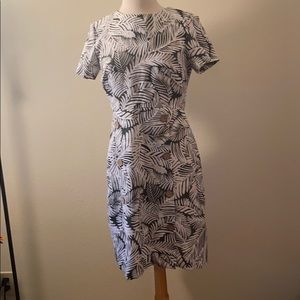 Beautiful 😻 palm🌴 dress